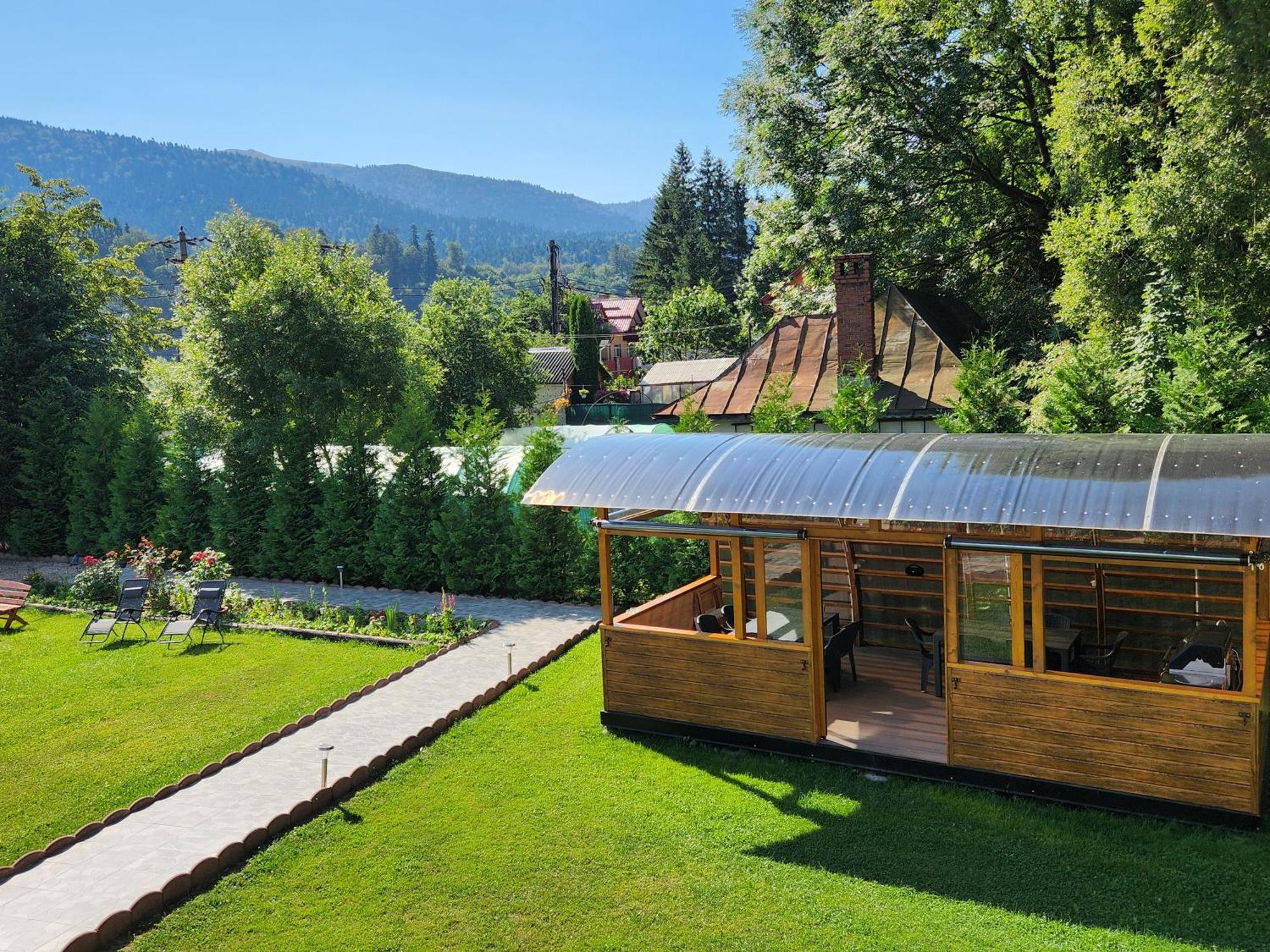 Casa Turta Dulce Hotel Buşteni Eksteriør billede